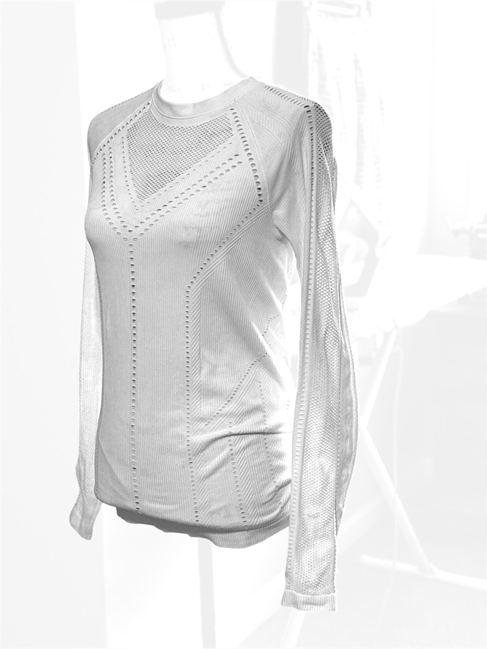 Athleta Seamless Perforated Long Sleeve Top Nylon Mesh Detail White Medium